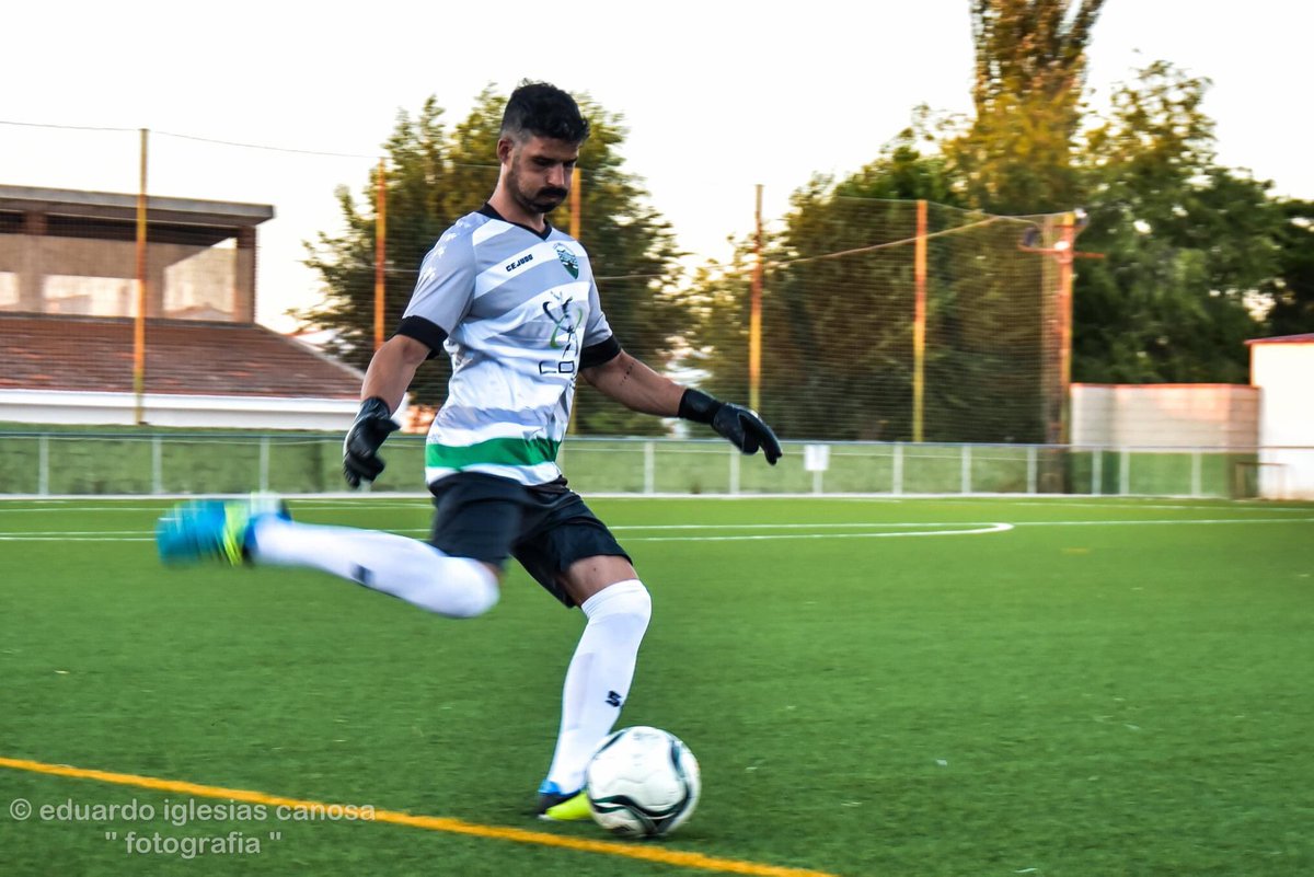 🤩Nuevas equipaciones <a href="/UD_Bienvenida/">UD Bienvenida</a> 
¡Nos encantan! ...¿y a ti?

facebook.com/56563183691052…