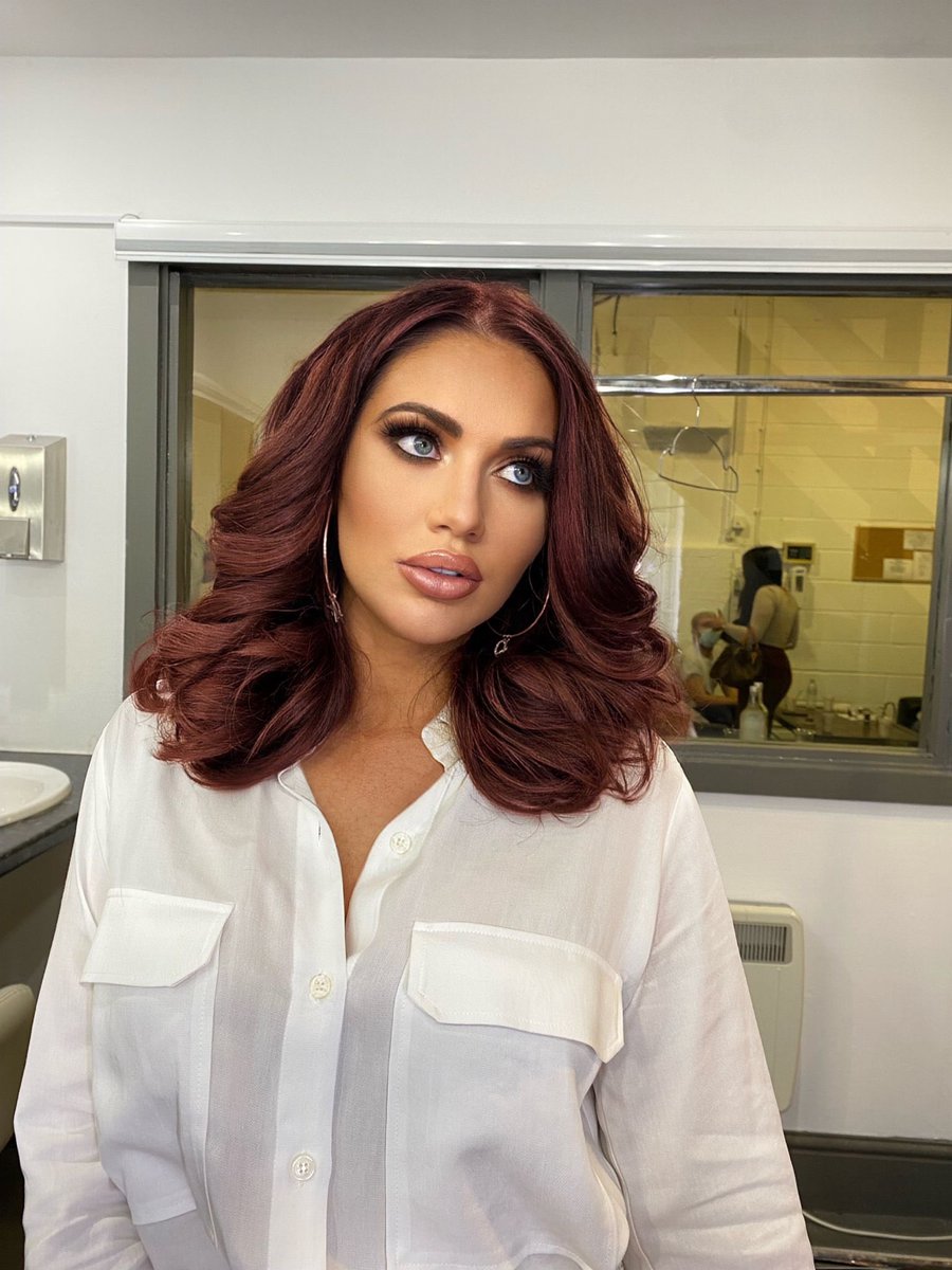 Amy Andrea Childs (@missamychilds) on Twitter photo Have you missed me 😉
It’s back… it’s bold… and it’s here to stay!
Red for *Passion, Energy* and (lights… camera…) *Action*… <a href="/OnlyWayIsEssex/">Only Way is Essex</a> coming soon 🎥 ♥️ Have you missed me 😉
It’s back… it’s bold… and it’s here to stay!
Red for *Passion, Energy* and (lights… camera…) *Action*… <a href="/OnlyWayIsEssex/">Only Way is Essex</a> coming soon 🎥 ♥️