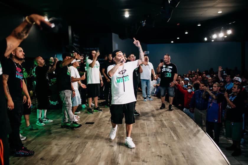 Point ‘em to the Light!