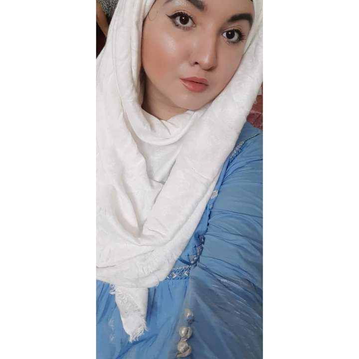 اگرمیں نےمیاں نواز شریف کےحق میں پوسٹ کرناچھوڑ دی تو یہ مت سوچنا کہ میں ڈرگئ بلکہ لوگوں کو یہ سمجھانا کہ ثبرہ اس دنیا میں نہیں رہی💯