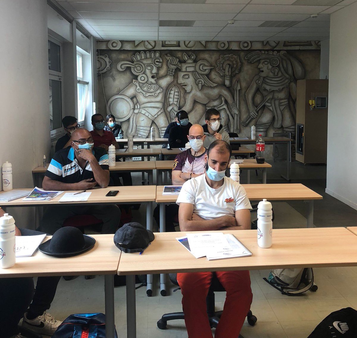 Sport_Emploi's tweet photo. Démarrage aujourd’hui d’1 formation POEC TFP APS à @Lyon 🎓 merci @GRETA CFA Lyon Métropole, E Karger, E Elibol V Hérissé et l’équipe C Durand, proviseure du lycée polyvalent Camus-Sermenaz, qui accueille les stagiaires avec la coopération de Pôle Emploi Villeurbanne https://t.co/oAyG47vDGN