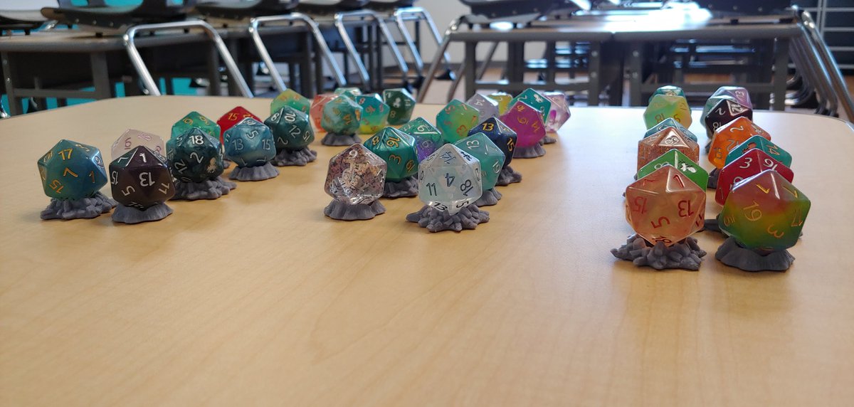 mxstilipec's tweet image. Got these beautiful dice from @KrakenDice so my students can &apos;Roll for Initiative&apos; when I need a volunteer.

#classdice #krakendice