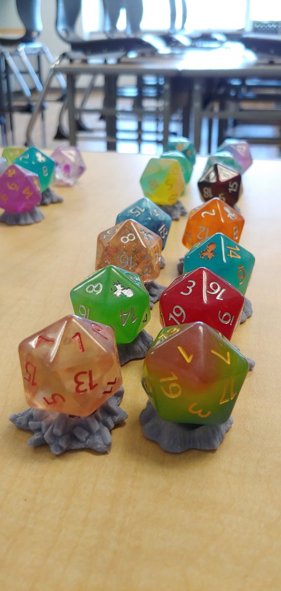mxstilipec's tweet image. Got these beautiful dice from @KrakenDice so my students can &apos;Roll for Initiative&apos; when I need a volunteer.

#classdice #krakendice