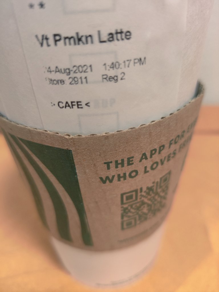 SaraKirkpatrick's tweet photo. #WhiteGirlPumpkinSpiceSeason is OFFICIALLY open
AND THIS was the shirt I chose to wear today! 🤭
#PumpkinSpiceLatte #FirstPSL #PSL #pumpkinspice https://t.co/zxPF6zNX3g