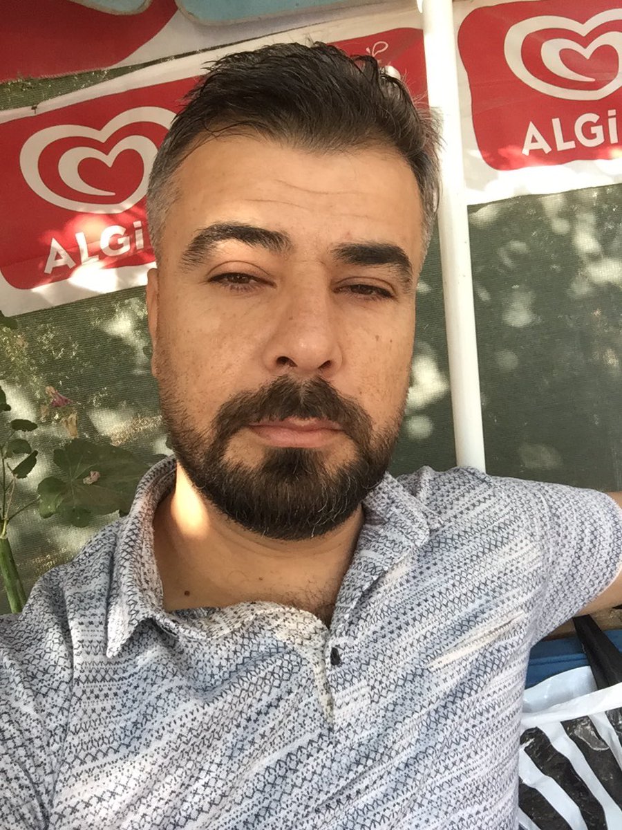 Hayat ne kadar acımasızsa sen de o kadar vefakar ol ve düşene sende tekme atma sen düşene elini uzatırsan yüce rabbim her zaman yanında olacaktır