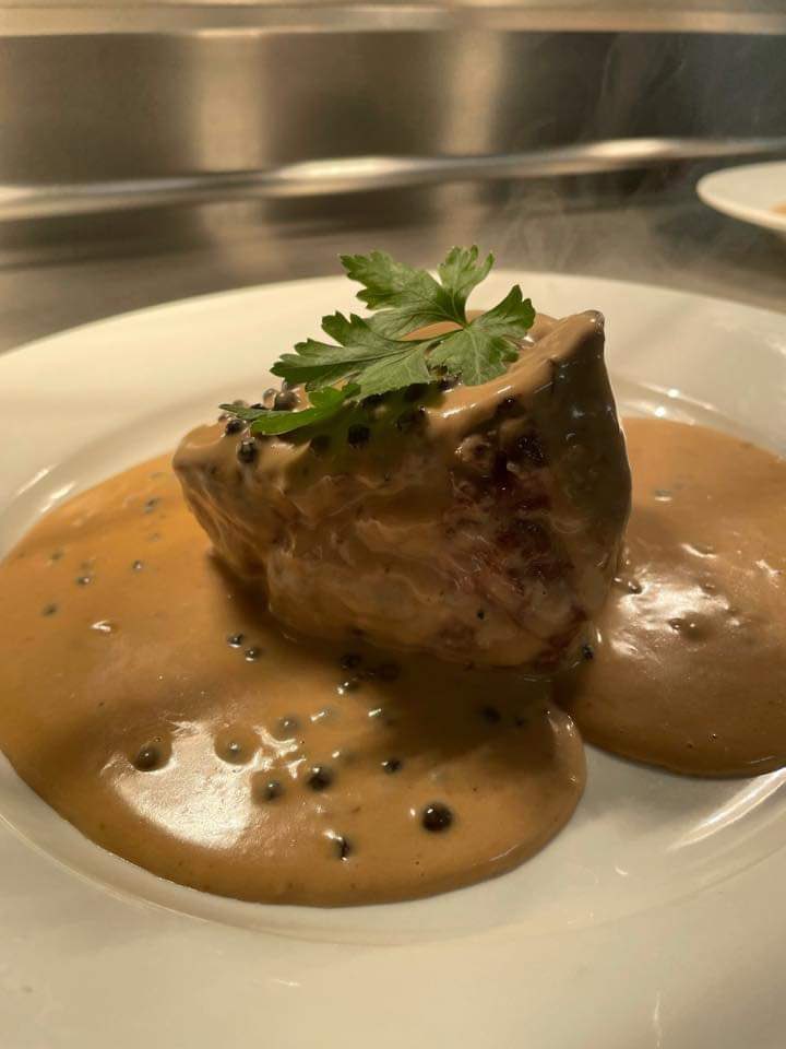 Hello #solihullhour we are serving fresh seafood, amazing steaks and desserts, accompanied with amazing wine! All food is cooked freshly to order. Why not book a table on 07557472285 #Solihull #support #SupportSmallBusinesses #supportlocal #ita #Foodie