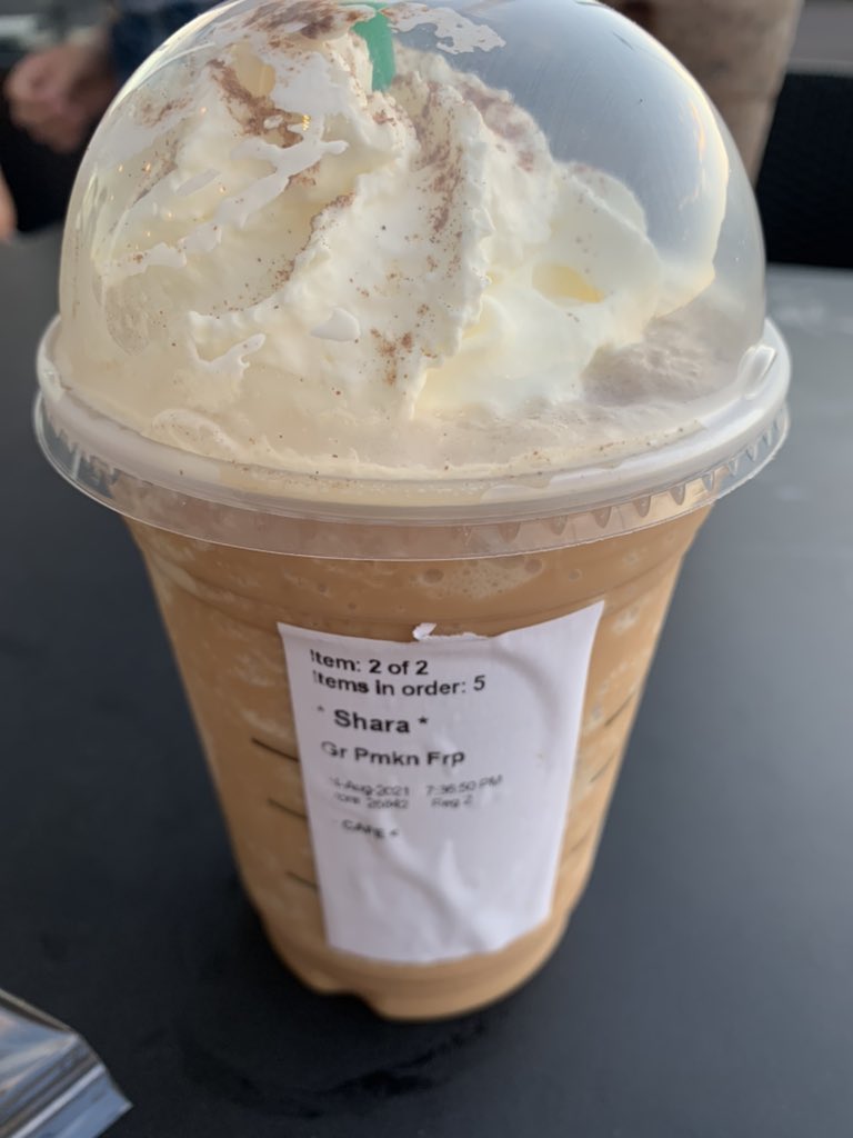 Kick off to #PSL season!  Thank you <a href="/StarbucksCanada/">Starbucks Canada</a> for brightening my day!  #pumpkinspice #fallflavours