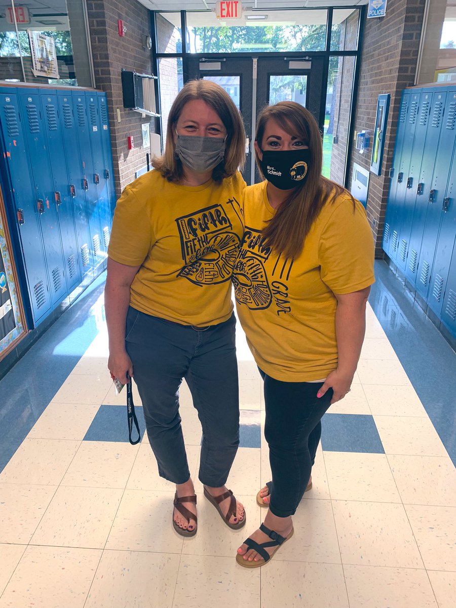 First day of school today! 👩🏻‍🏫 5th grade teachers <a href="/ardmoreschool4/">Ardmore School</a> were so excited and had a great day with the kiddos!