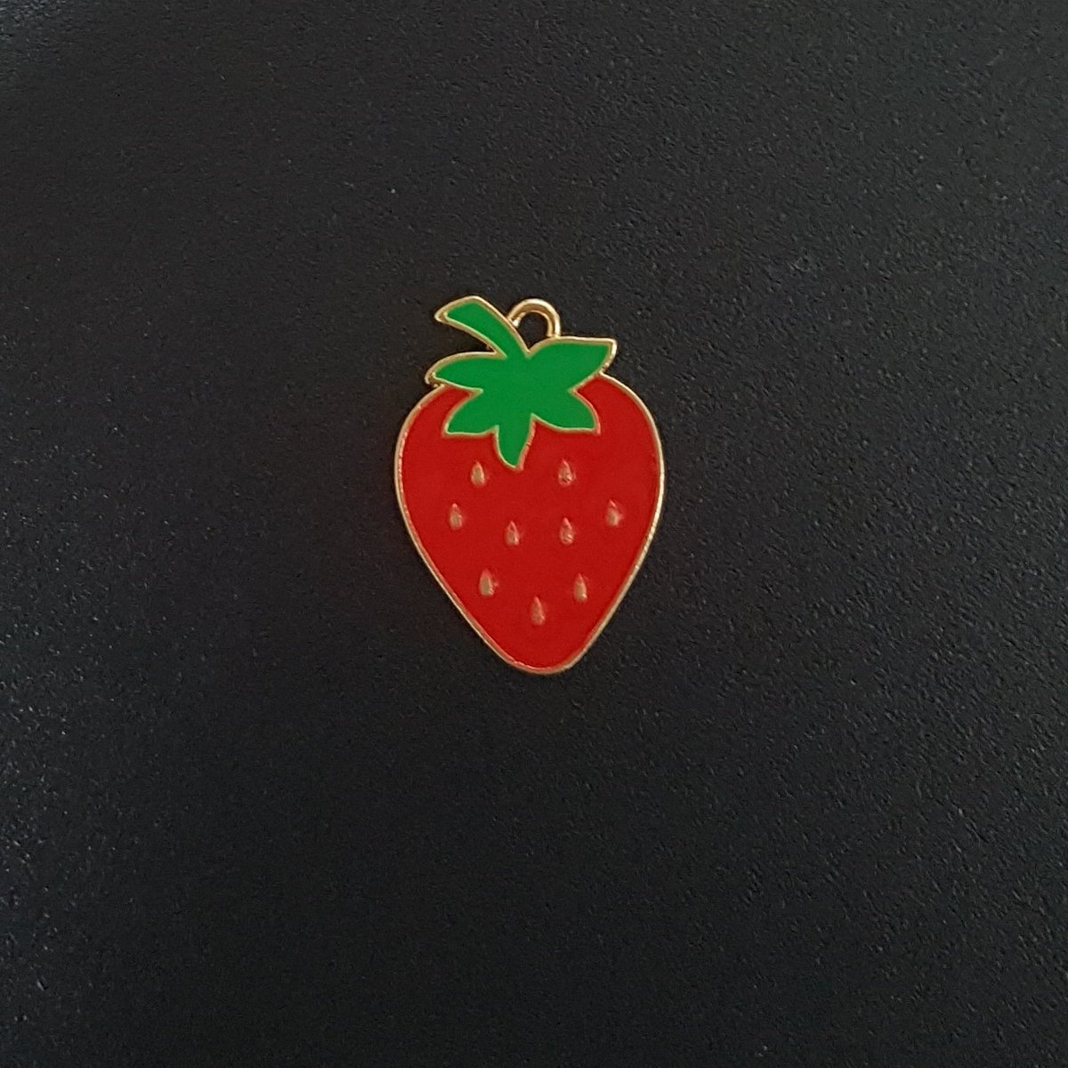 exo_keyring_Y's tweet photo. 추가 팬던트 (각 +500원) https://t.co/nKtifWHnYc