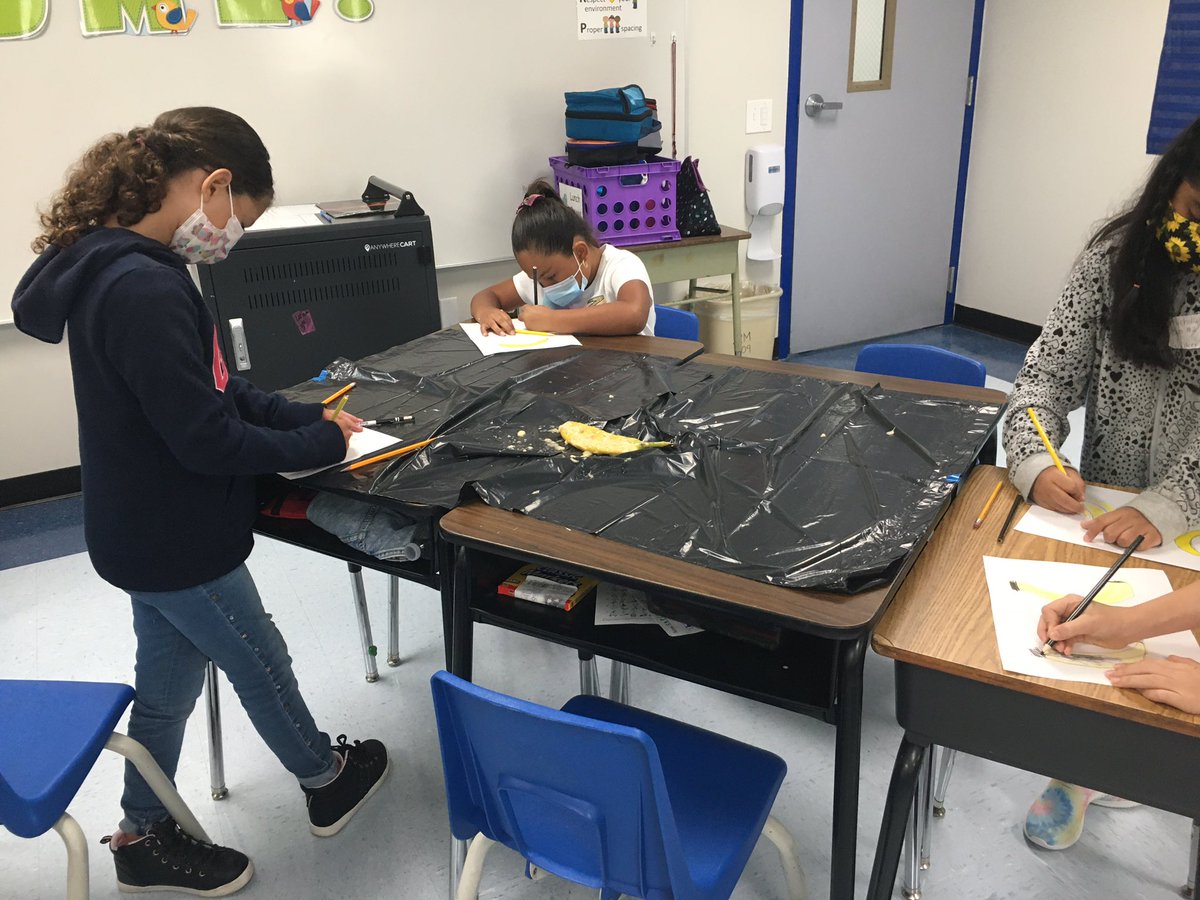 Walker3rdgrade's tweet photo. Third grade learned about the damaging effects of unkind words and how hard they are to repair along with the ripple-effect of kindness today. #communitybuilding #wordsarepowerful #KindnessMatters #BeKind @PKthru5mustangs https://t.co/UHy6hYxtph