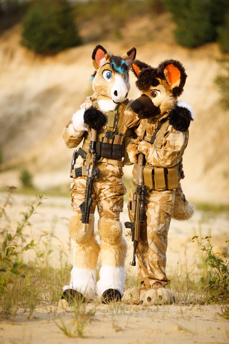 JohnnyHappyColt's tweet photo. Good boys gets good hugs.
Hug your available friend right now!

Good boy - @KerginTheHyena 
📷- 🦁 @TombiTheLion 

#FurryTaskForce #ArmyFurs #StillGayAF https://t.co/cGmPSf0vtj
