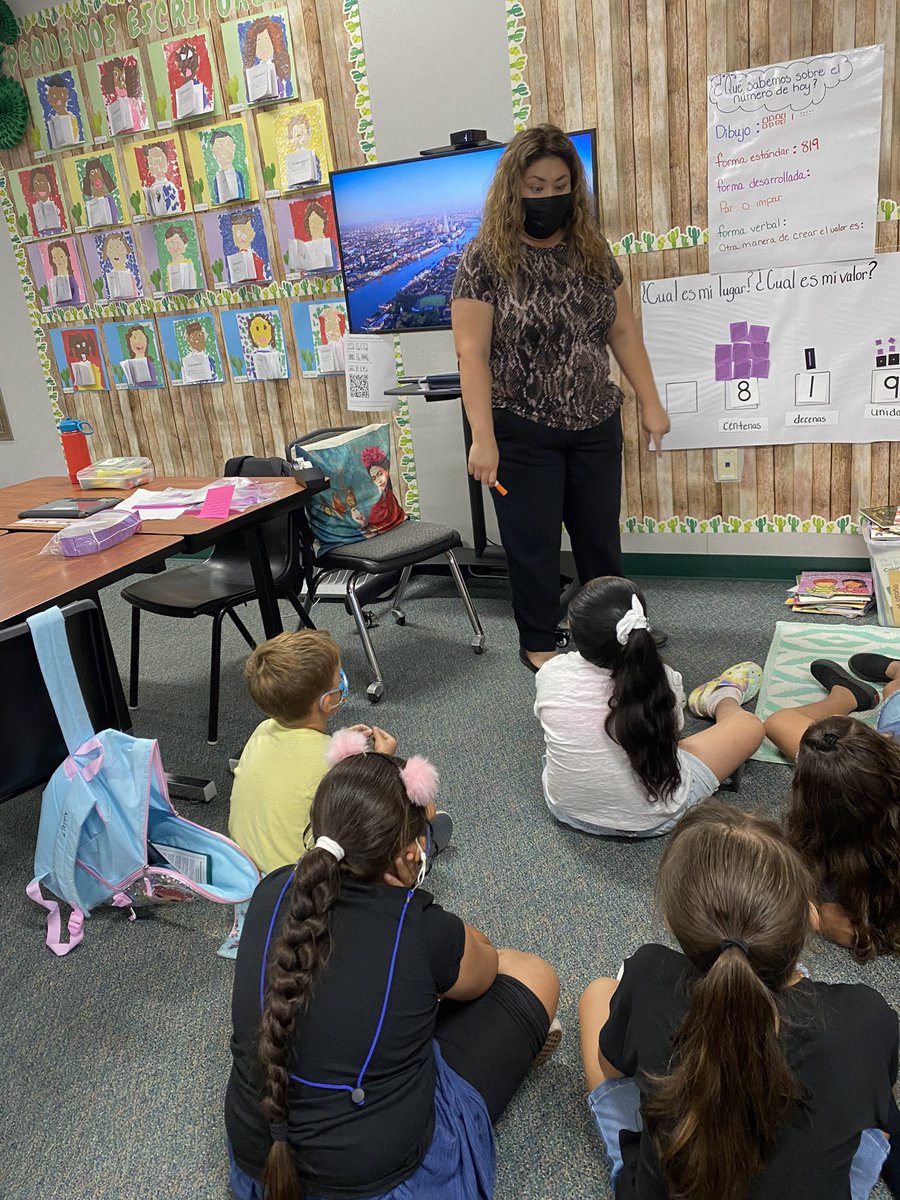 Elizabeth Padilla tweet media