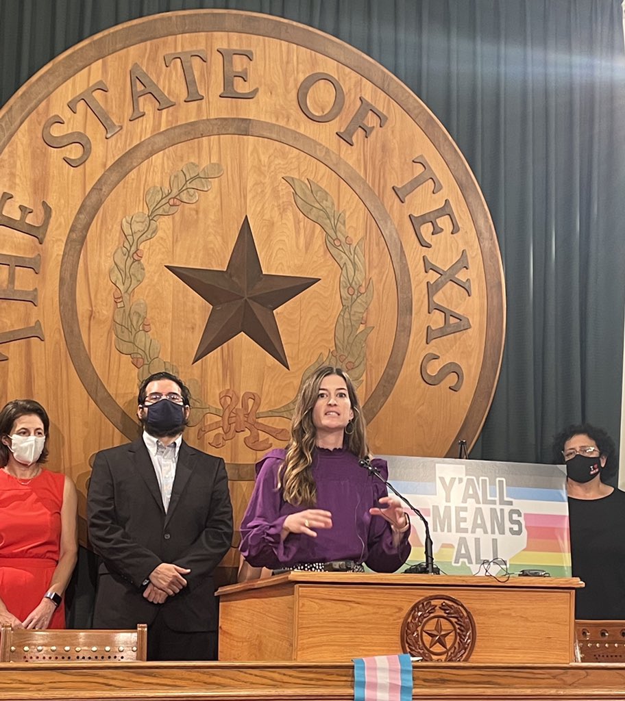 naswtx_advocacy's tweet photo. Social workers continue to oppose attempts to marginalize trans youth through #SB2. 

Mental health professionals know the outcomes of exclusionary policies. 

Mental health outcomes worsen when LGBTQ+ youth do not feel included &amp; accepted. 

#SB2 is not necessary for TX. #txlege https://t.co/HNIqqLhsMh