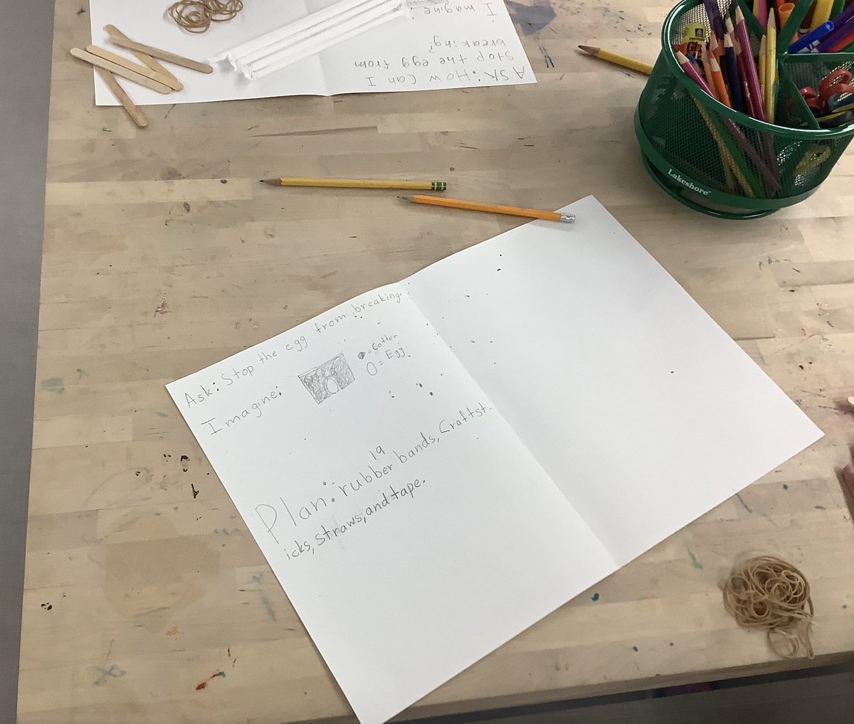 sbsdCCSTREAM's tweet image. Right back into the &quot;STREAM&quot; of things. I love how these #3rdgraders can imagine so many different designs from 4 simple supplies! #STEMeducation #SBSDSTREAM #CCSTREAM #EDP @SolanaBeachKids @SolanaBeachSD