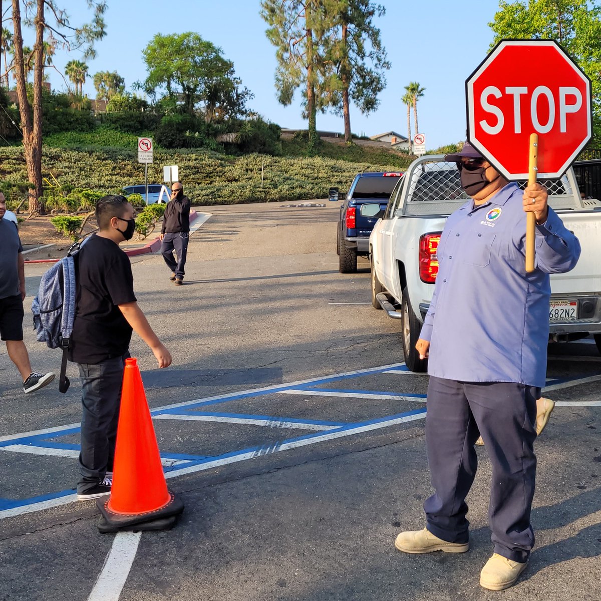 LHCSD Mechanics (@lhcsd_mechanics) on Twitter photo Thank you, Matt, Brian, Ray and Alan for helping out today <a href="/laspositaslions/">Las Positas</a> <a href="/LHSchools/">La Habra Schools</a> <a href="/LHCSD_SchoolBus/">LHCSD Transportation</a> Thank you, Matt, Brian, Ray and Alan for helping out today <a href="/laspositaslions/">Las Positas</a> <a href="/LHSchools/">La Habra Schools</a> <a href="/LHCSD_SchoolBus/">LHCSD Transportation</a>
