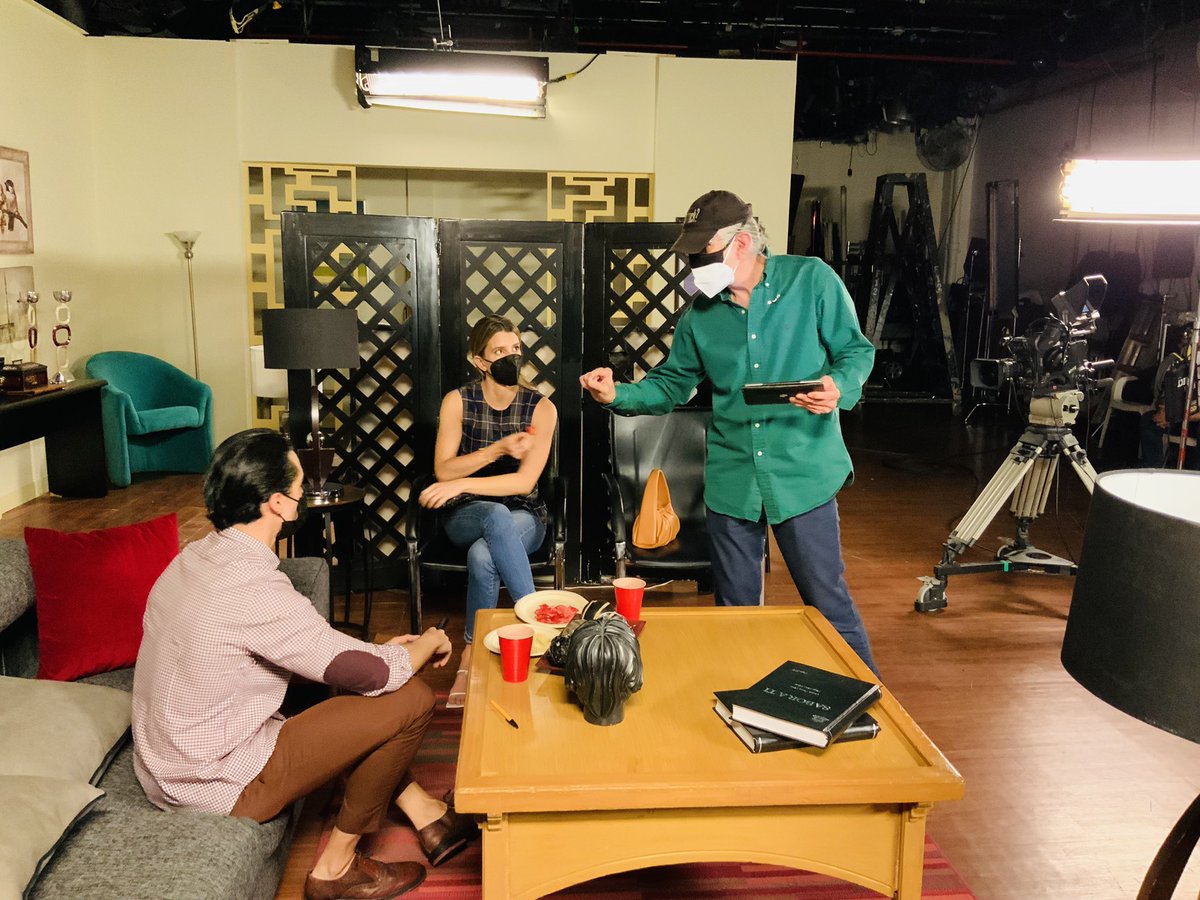 CeaTelevisa's tweet photo. La clase taller de tv les proporciona herramientas y técnicas de actuación a nuestros alumnos para ponerlas en práctica en el mundo laboral. 

#TalentoCEA #CeaTelevisa #TalentoConPasión #EscuelaDeActuación https://t.co/SMHtBPNqr2
