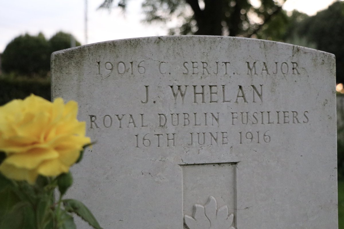 Peter_Molloy_'s tweet photo. St Patrick’s @CWGC Cemetery in #Loos at last light. Begun in 1915 and used by the 16th (Irish) Division during its time here the following year. https://t.co/sgvcxDhUKW
