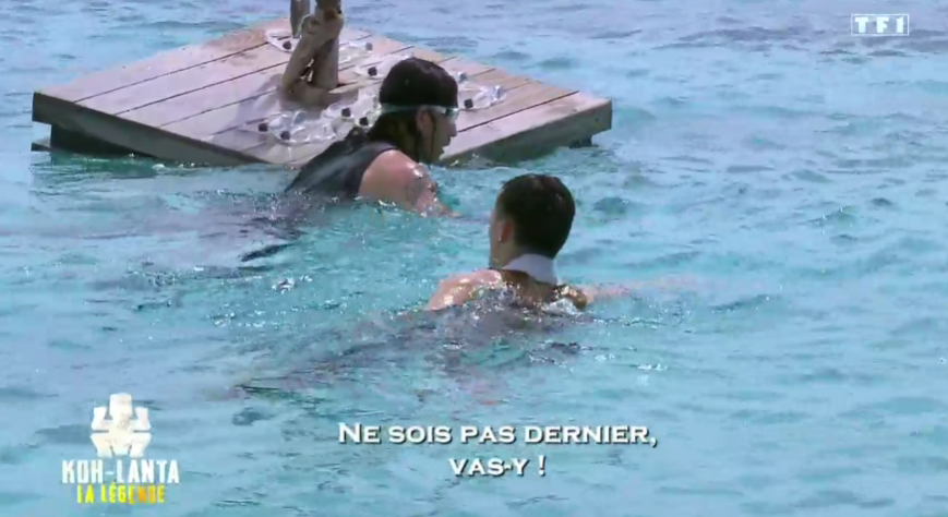 lzedr_'s tweet image. POUAHAHAHA 45mn d'émission et déjà un moment  d'anthologie #KohLanta