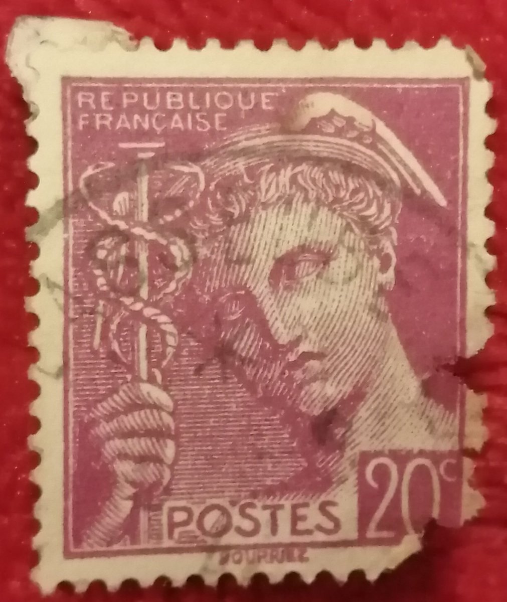 TheOysterLady's tweet photo. "First, do no harm".The Hippocratic Oath is perhaps the most widely known of Greek medical texts. It requires a new physician to swear upon a number of healing gods that he will uphold a number of professional ethical standards #story tiny #stamp #historyrepeatingitself cred@end https://t.co/9UxGQ53OeS