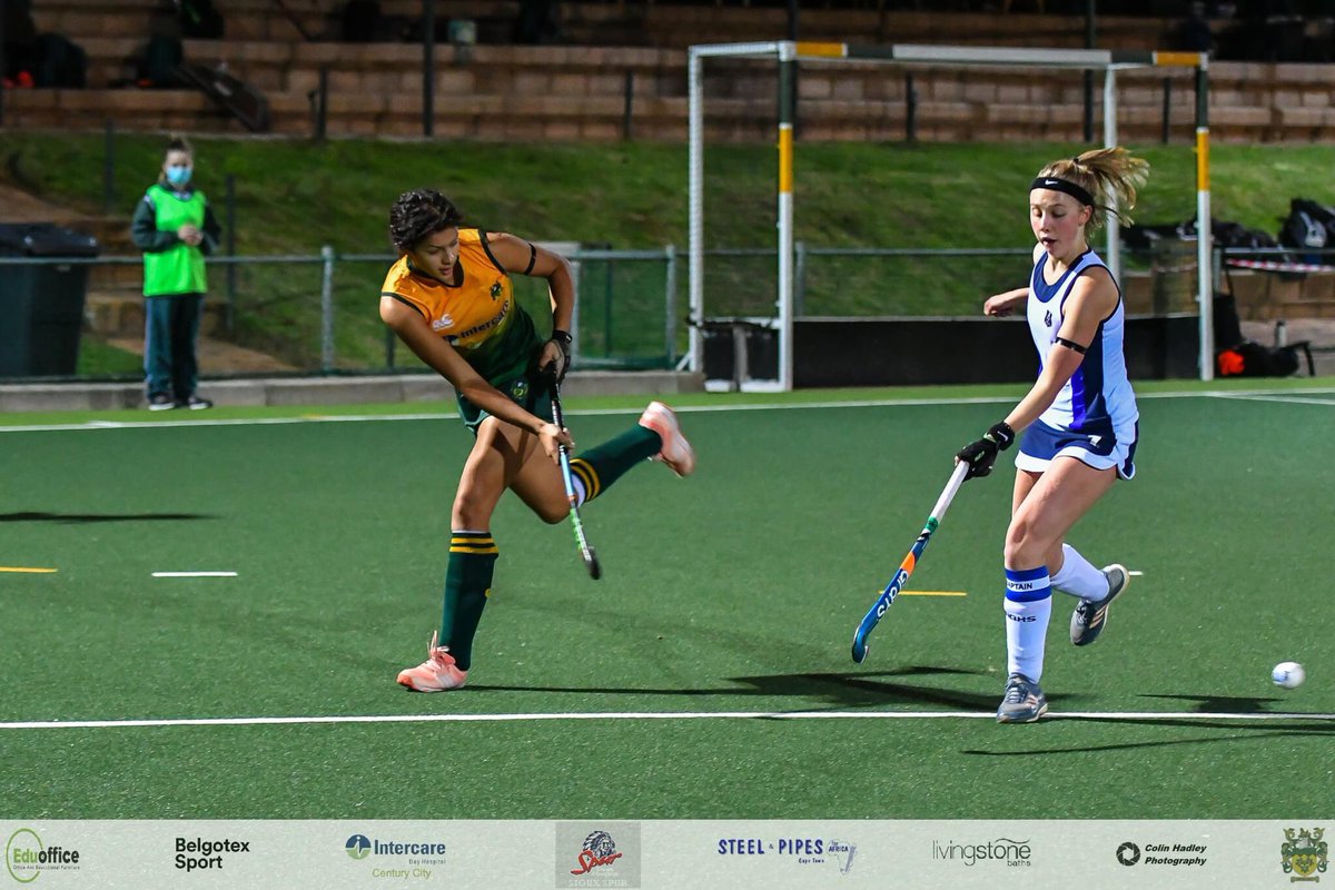 The First Team Girls are back in action on Wednesday 25 August against La Rochelle at 18:00. 

Good luck ladies!

The power of GREEN! 

#FairmontHockey 
#GreenMachine 
#WeAreGreen