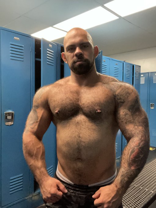 Not too shabby, if I do say so myself 💪🏽🐶 https://t.co/EhlNnoFVzZ<a href="/tag/leather"class="tags"><span>#leather</span></a><a href="/tag/muscle"class="tags"><span>#muscle</span></a><a href="/tag/butt"class="tags"><span>#butt</span></a><a href="/tag/puppy"class="tags"><span>#puppy</span></a><a href="/tag/jock"class="tags"><span>#jock</span></a><a href="/tag/harness"class="tags"><span>#harness</span></a>