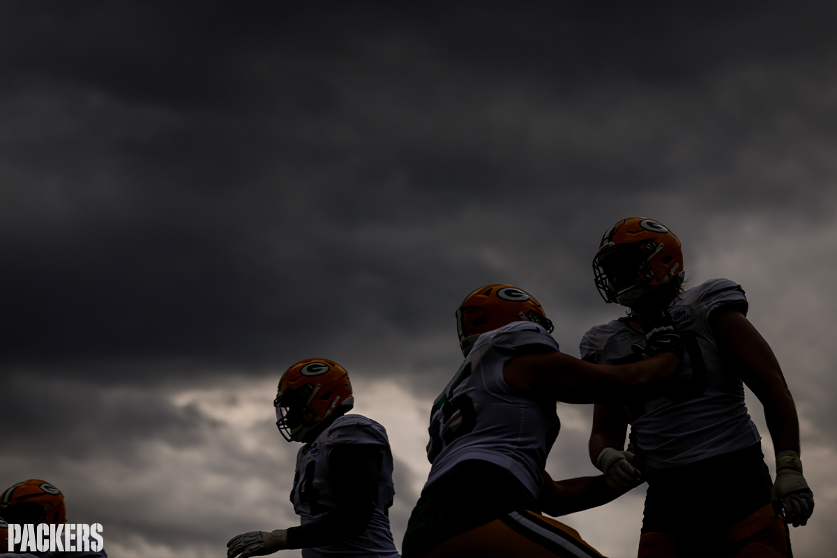 packers's tweet photo. A storm is brewing 😤⛈️

#GoPackGo https://t.co/STAKOecV9S