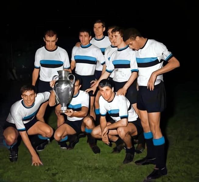 OldFootballPhotos on Twitter: "#InterMilan European Cup winners in 1965. # Inter #FCIM. https://t.co/gF2wwmyaoZ" / Twitter