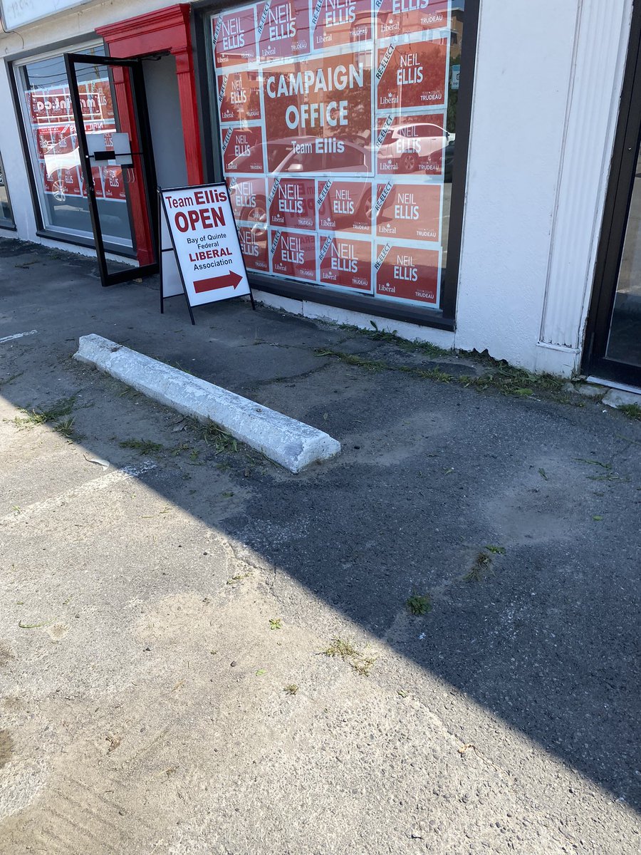 EmilieLeneveu's tweet photo. A day of office visits for Veebee the Doggo today 🥰 thanks for letting us both stop by @NeilREllis and team 🇨🇦
#experienceyoucancounton #dogfriendlyoffices #veebeethedoggo #bayofquinte #redriding #energizeboq #empowerboq #belleville #trenton https://t.co/zfpsmdYbYn