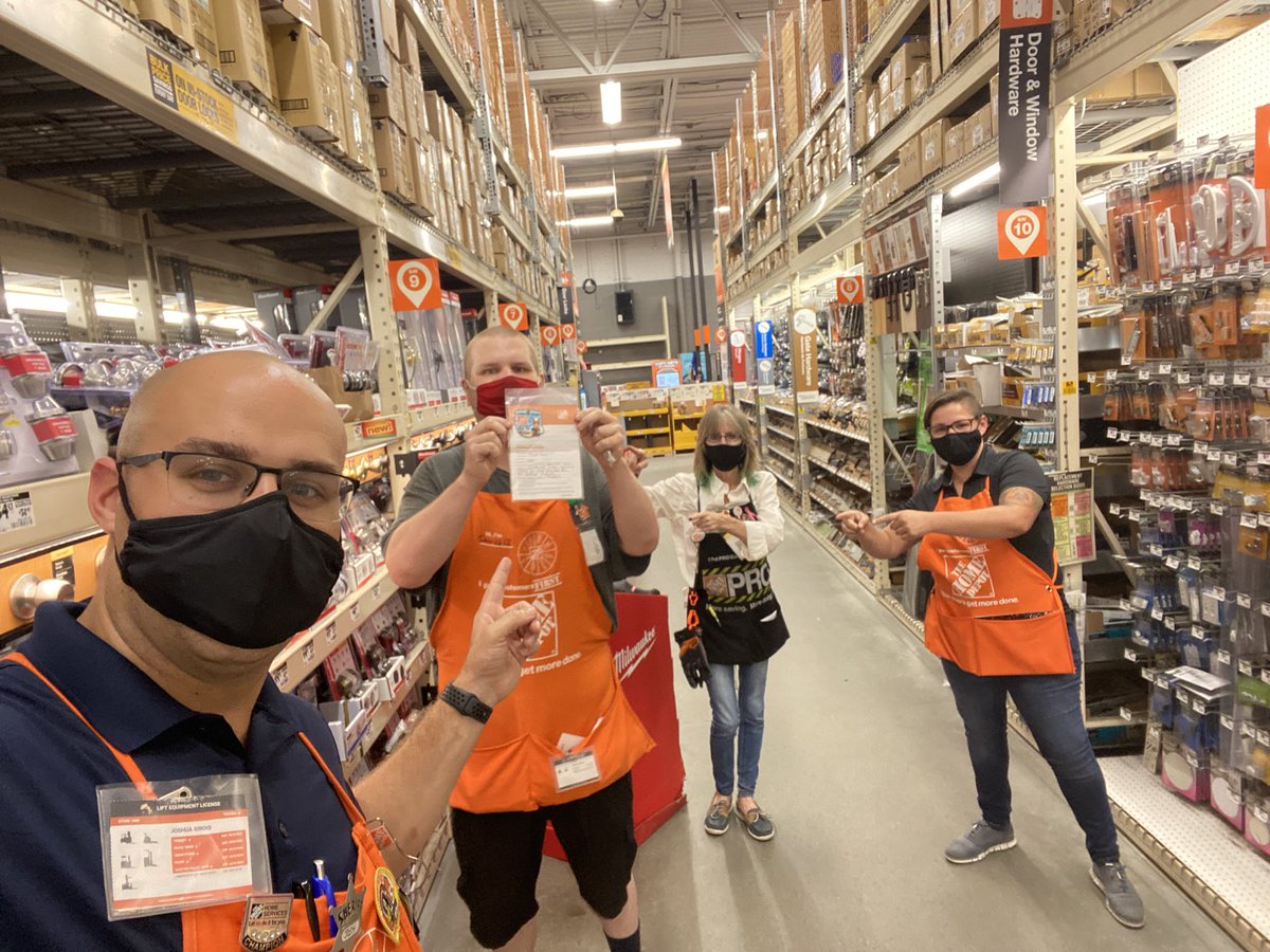 A lil pro walk goofing with <a href="/Megatron_3408HD/">m</a> celebrating Darrick in d25 for answering our challenge 1 commercial card per week. This guy delivers all over the store, truly #1KEENE1TEAM <a href="/CaffreyDamien/">Damien A Caffrey</a> <a href="/SpragueVal/">Val Sprague</a> <a href="/TyrrellVizcaino/">Tyrrell Vizcaino</a> @tabatha_THD3488 <a href="/stevenlongmoor1/">Steven Longmoore</a> <a href="/whipplenh/">Donna Whipple</a>
