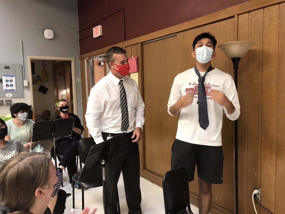 Thank you Dr. Herl for teaching our Van Horn Orchestra class how to tie a tie today! Success ✅ #coolsuperintendent #isdstrong <a href="/DrDaleHerl/">Dale Herl</a> <a href="/vanhornfalcons/">Chris Corrie</a> <a href="/Vanhorn_falcons/">Van Horn High School</a>