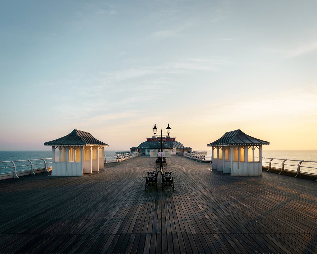 DanJFly's tweet photo. Lovely 5am Sunrise at Cromer Pier, Norfolk.
@ThePhotoHour @OPOTY #ThePhotoHour #outdoorphotography #bbceast @BBCLookEast https://t.co/AqLxxoVJpD