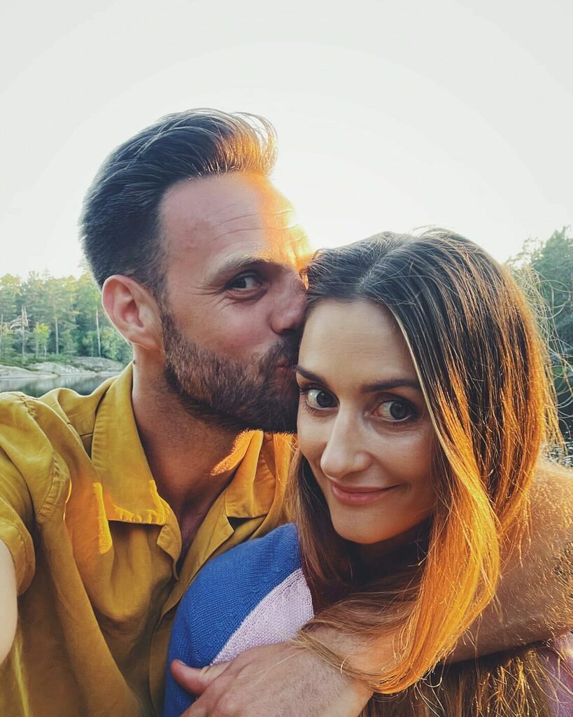 40 years old today! ✌🏻 I spent the evening with Luise and the kids, making pizza in my new Italian wood-fired pizza oven (perfect gift! 🎉) and sneaking in a lunch at <a href="/apollo_bar/">apollo bar</a>. 
It sounds like a cliche but it feels like these past ten years have go… instagr.am/p/CS-HAmFtWCN/