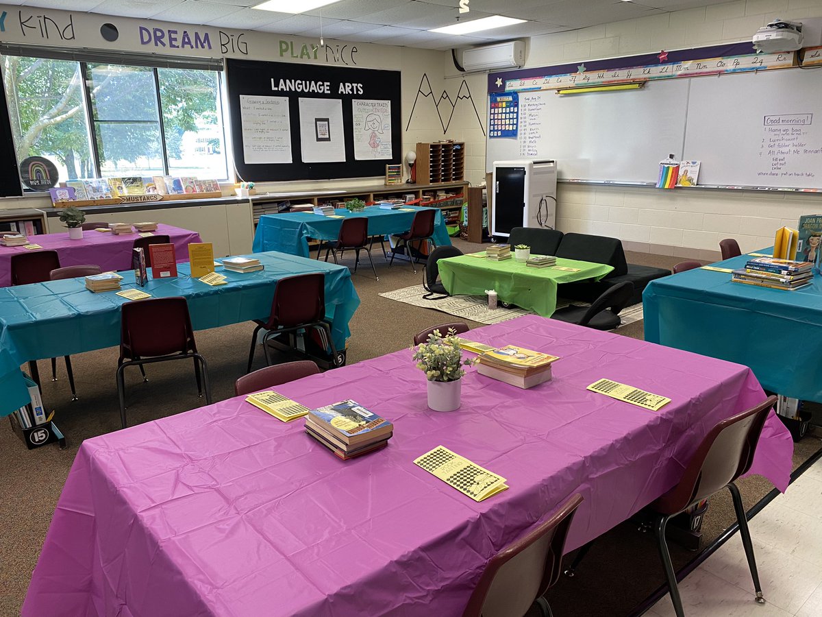 4TatWE's tweet photo. Today’s fun centered around reading. We held a ribbon cutting for our class library and a book tasting to check out all the great books! https://t.co/83jzLDqaDV