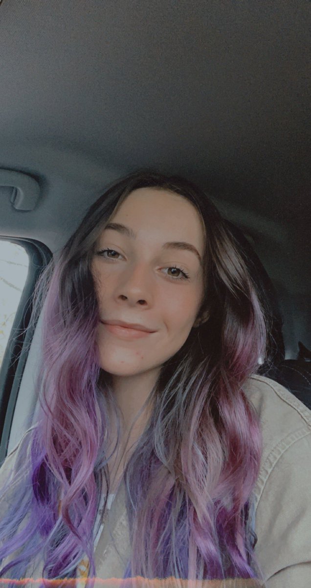 casssssv's tweet photo. hi I’m cass, formerly known as artsyegirl or entirelyartsy if you (unfortunately) knew me between 2015-2017 https://t.co/PJrcHbA31y