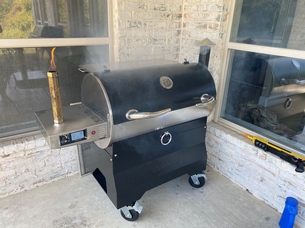 DevilDog_77's tweet photo. @chrissistrunk @AlyssaM_InfoSec Always wanted to but don't have the time for stick burnin'.  COVID lockdown afforded me the time, canceled stock show afforded me the meat, and my wife let me afford a pellet smoker.  RecTeq Bull.  Use it >3x/wk. https://t.co/PftsA1Bf6R