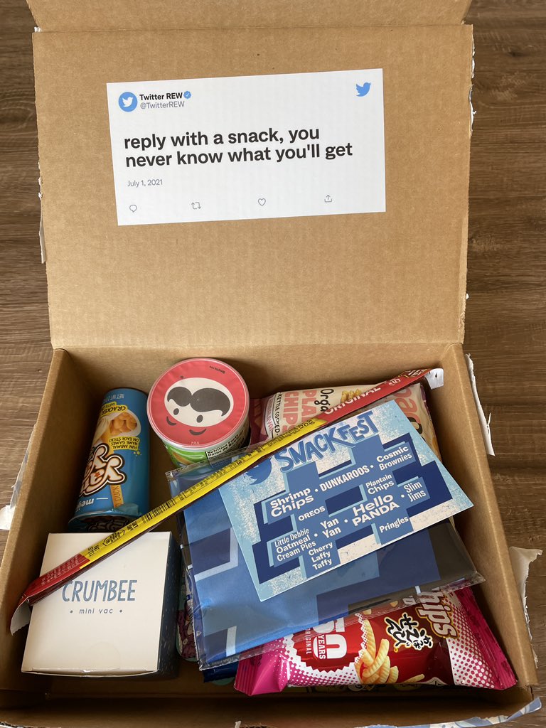 Oh so fun! Thank you @TwitterREW,  especially for that keyboard vacuum 🤯