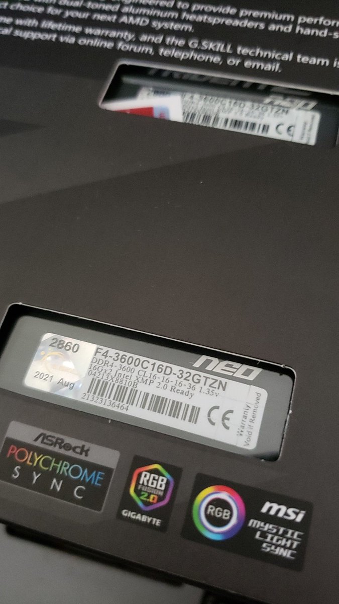 kazusan85's tweet photo. So.... Kaz doin another upgrade?? Look at that sweet CAS timing.
#gskillz #ram #pcmasterrace #pcparts https://t.co/Rb0W7xQCwi