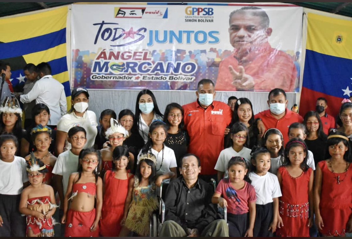 amarcanopsuv's tweet image. Nos vinimos a La Gran Sabana .@NicolasMaduro al encuentro con nuestros hermanos indígenas que se suman junto a nosotros .@PartidoPSUV para la lucha por nuestra independencia y soberanía Patria .@dcabellor @jaarreaza .@delcyrodriguezv @eduardopiate2 @taniapsuv CHÁVEZ VIVE!!!