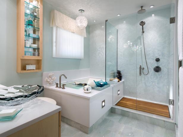 When adding a corner bathtub to a #bathroom, be realistic about the available space. #homeprojects  cpix.me/a/127933174