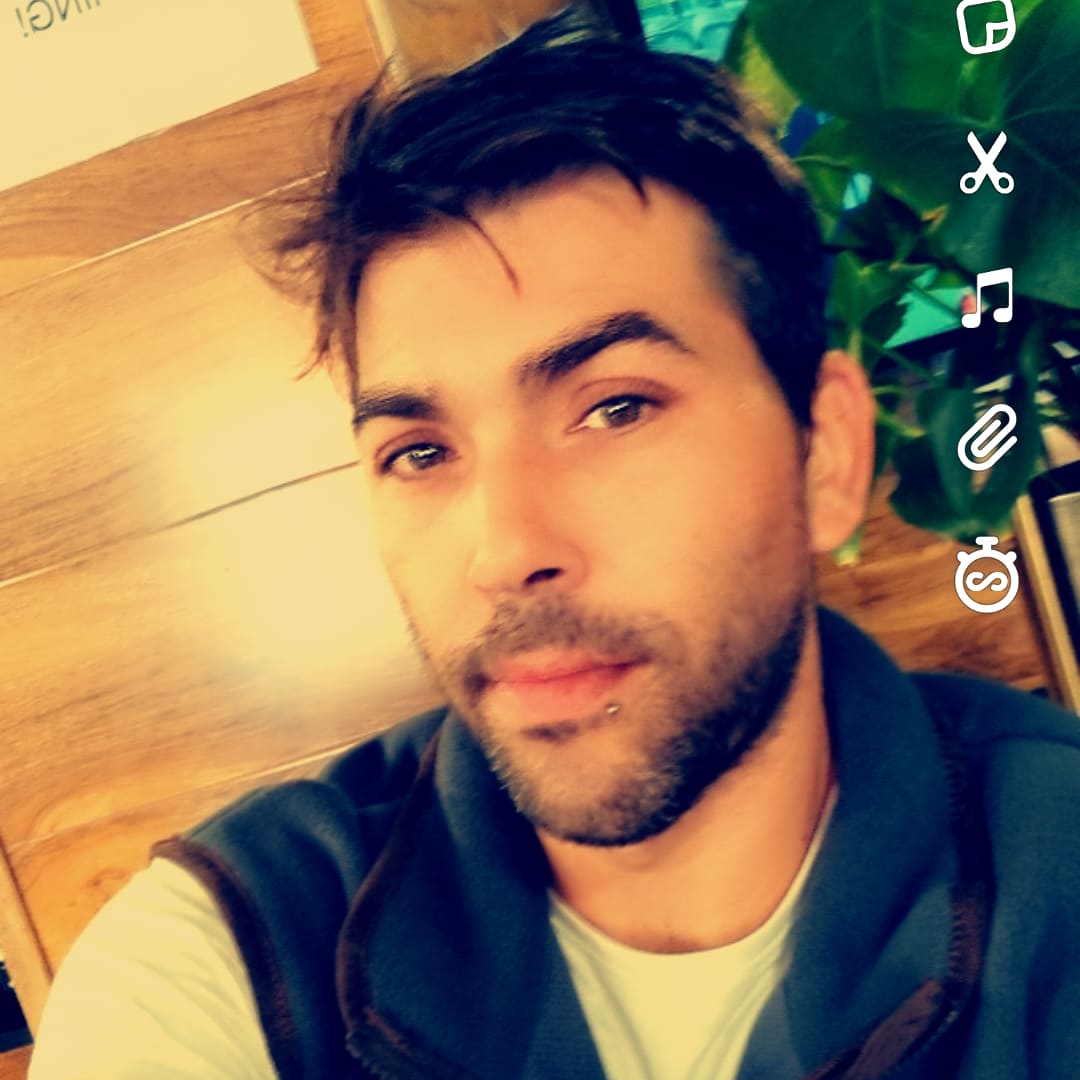 Just coming. To say  hiiii...
