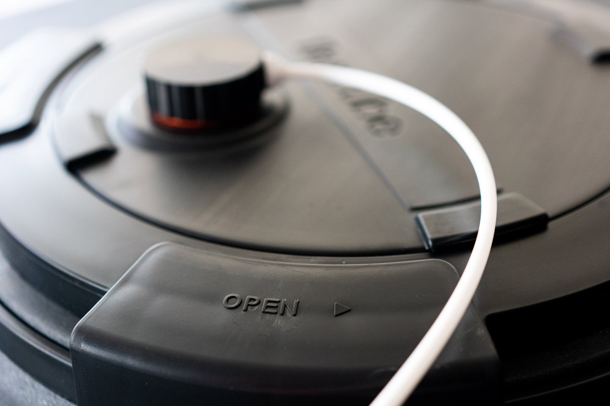 flexcubeAU's tweet image. We have remastered the lid on the Flexcube Evolution and it&apos;s truly amazing!

🟩One-piece lid with a quarter-turn locking ring.
🟩Easy to operate.
🟩A lid that seals 100% shut.

📽️flexcubegroup.com/video/
___
#flexcube #winemaking #winebarrel #wine #cellar #winery #newtechnology