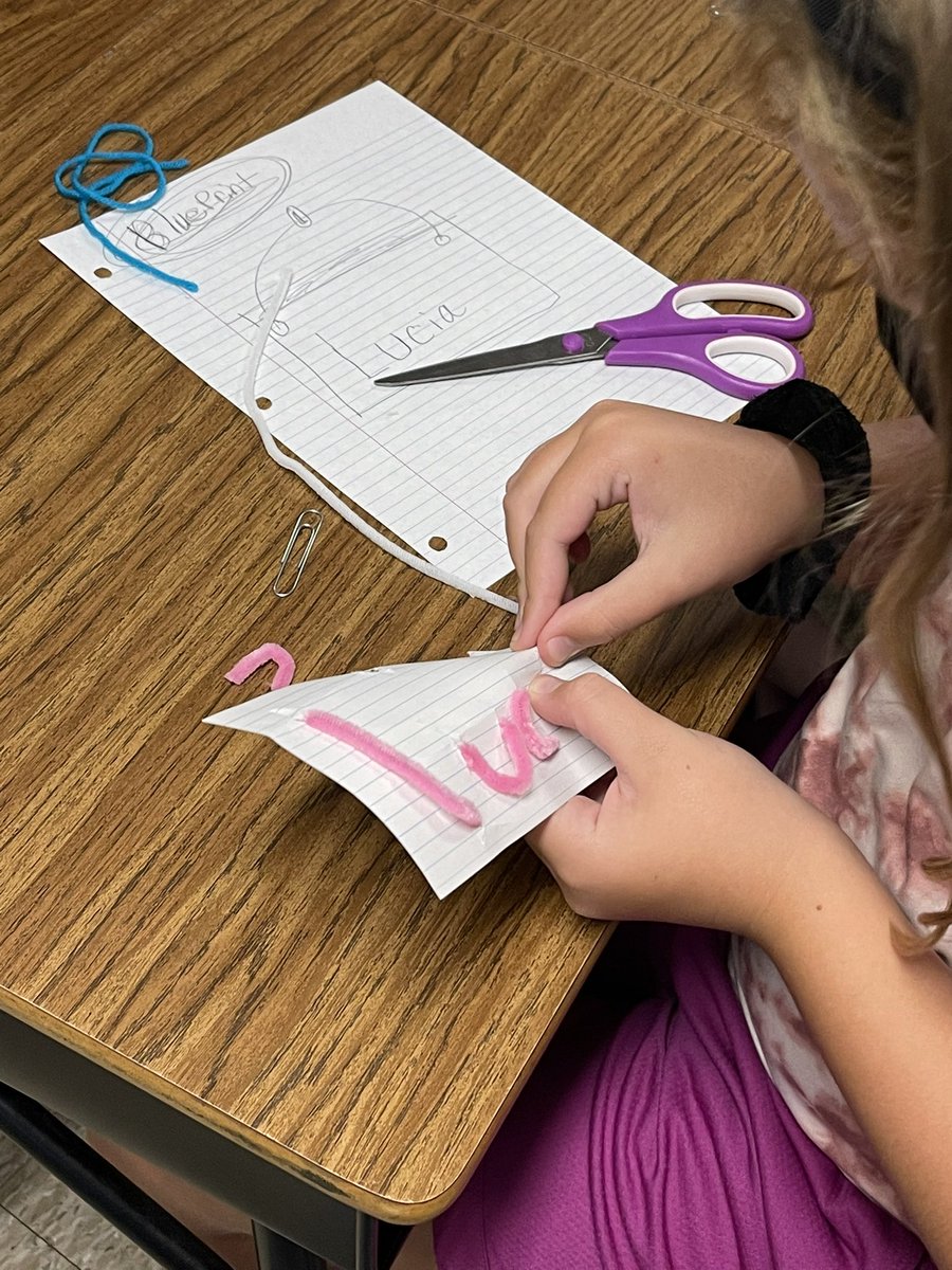blwright2nd's tweet image. Today students had a STEM challenge to create a wearable name tag using specific supplies and changing a physical property of one supply. @meadowlarkws #5thgraderocks #STEM #Part1