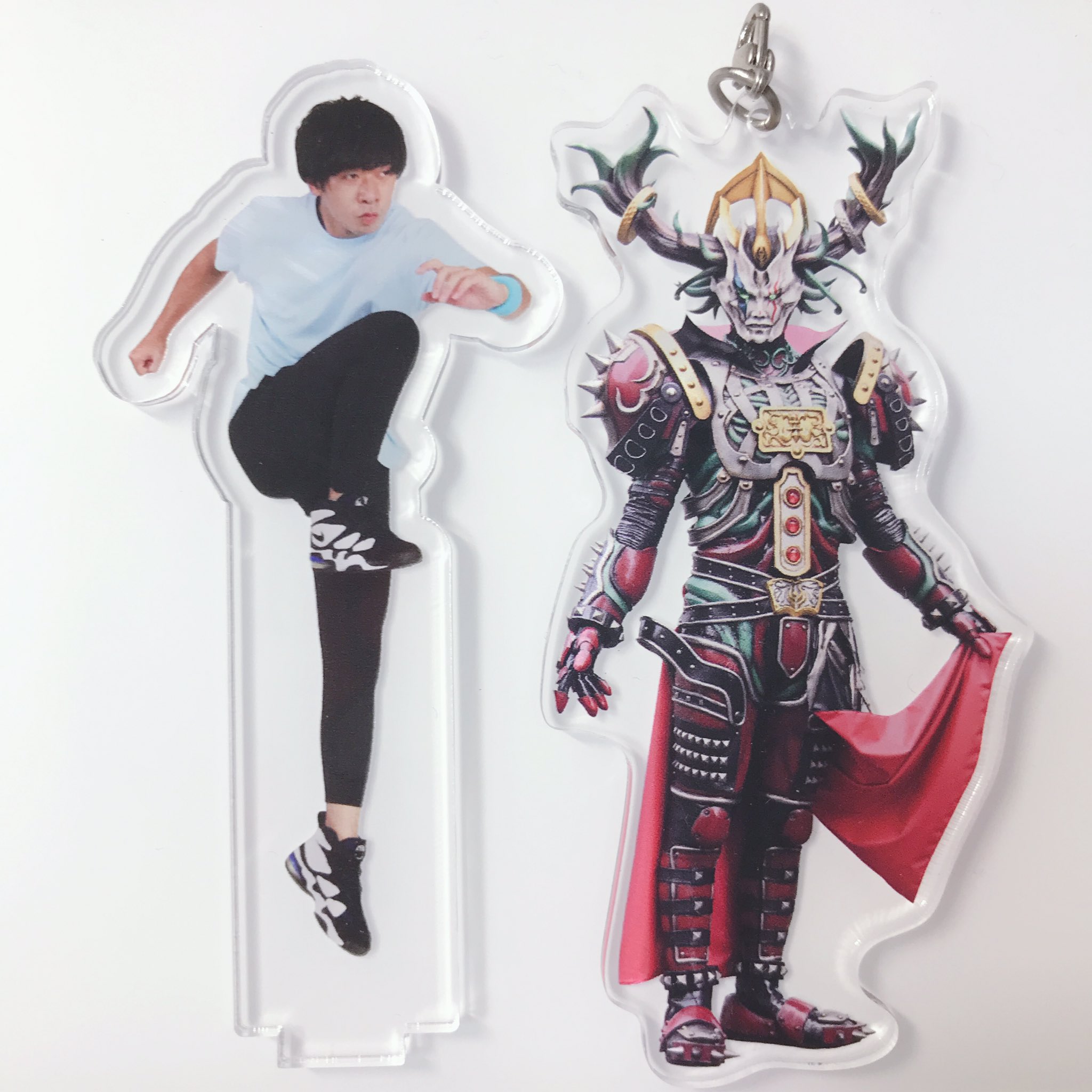 希少品　スーツアクター小森拓真サイン入り　フィギュアーツ　仮面ライダーデモンズ 希少品 スーツアクター小森拓真サイン入り フィギュアーツ 仮面