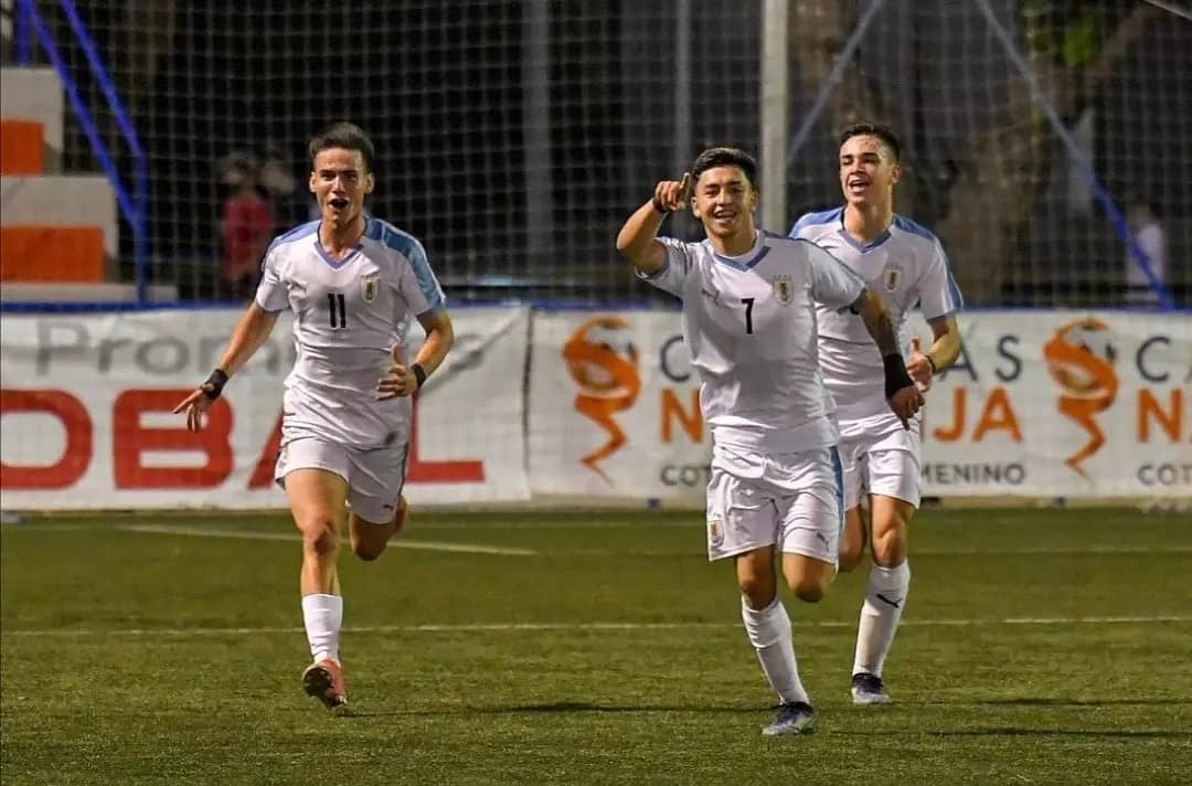 RinconCityBFC's tweet photo. 🗣️⚽⚽ lo seguimos disfrutando 😊 Doblete de Anderson Duarte ex Rincón en lo que fue la presentación de la selección 🇺🇾 en el prestigioso Torneo de COTIF - Alcúdia 🇪🇦 ante #Levante

¡No dejes nunca de divertirte con la ⚽ Ander! #EnLaVidaYEnLaCancha #Alcudia #COTIF2021 https://t.co/mpthqsfrfI