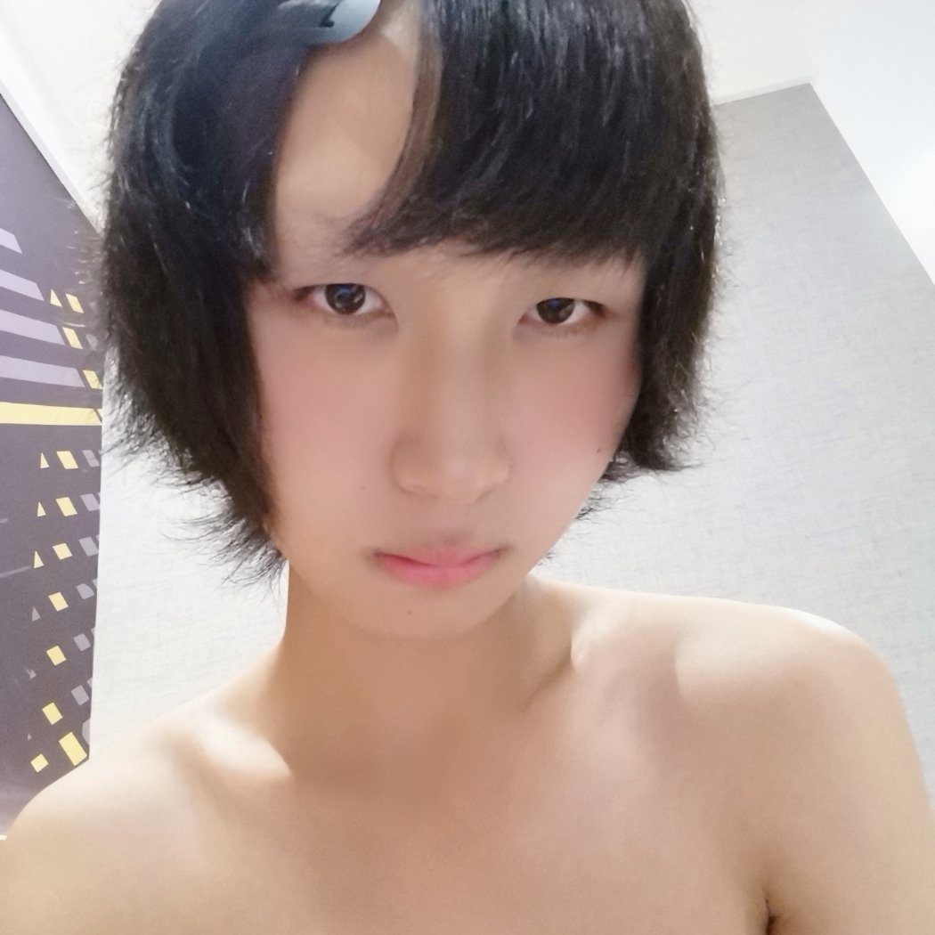 ynlxr's tweet photo. #新头像 https://t.co/xkNItEkJNE