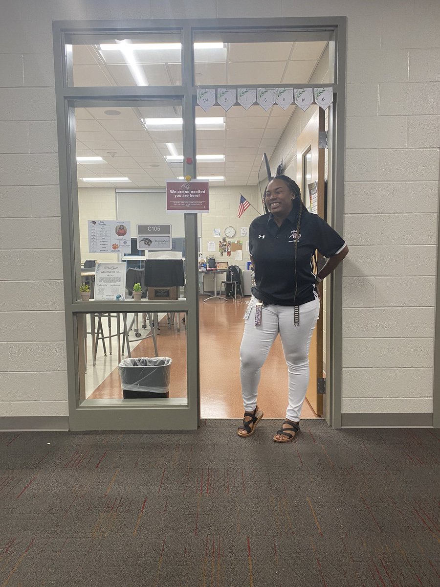 Miss__Gantt's tweet photo. First Family Engagement Night ever, and it was a success! 😁I got to meet a lot of my student’s parents and a few of students I don’t teach but see in the halls and speak to often. It’s events like these that make me love 💕 what I do even more. #PMSGrows #PelionPROWL https://t.co/zdJxYSMFNy