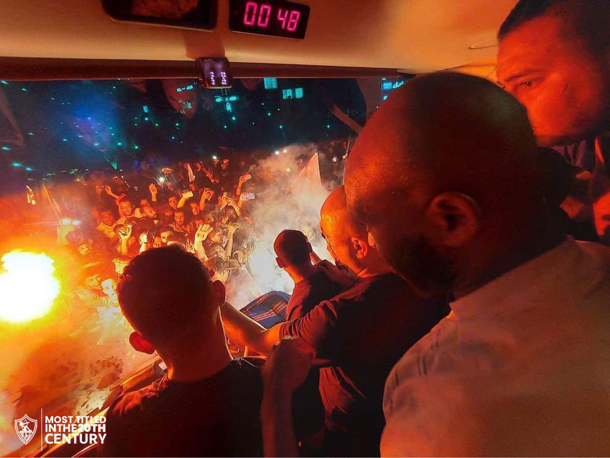الجماهير 🔥 في إستقبال قائدها في رحلة العودة إلي المقر في 💯 عقبة
#CHAMP13NS | #Zamalek | #MostTitledIn20C | #الزمالك