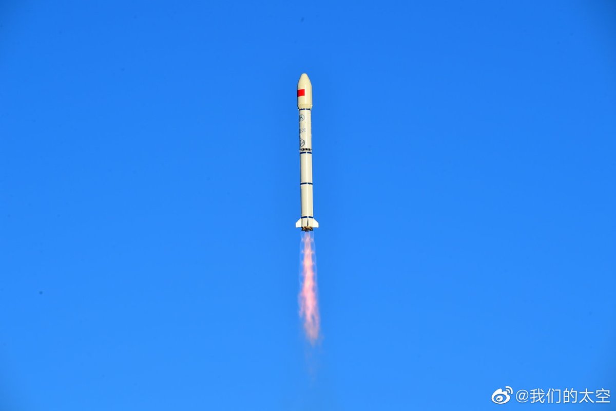 Namus_Lake's tweet image. 北京时间2021年8月24日19时15分，中国在酒泉卫星发射中心 #JSLC 用长征二号丙运载火箭/远征一号S遥二上面级，成功将融合试验卫星01/02星送入预定轨道，发射任务获得圆满成功。此次任务是长征系列 #LongMarch 运载火箭的第385次飞行。