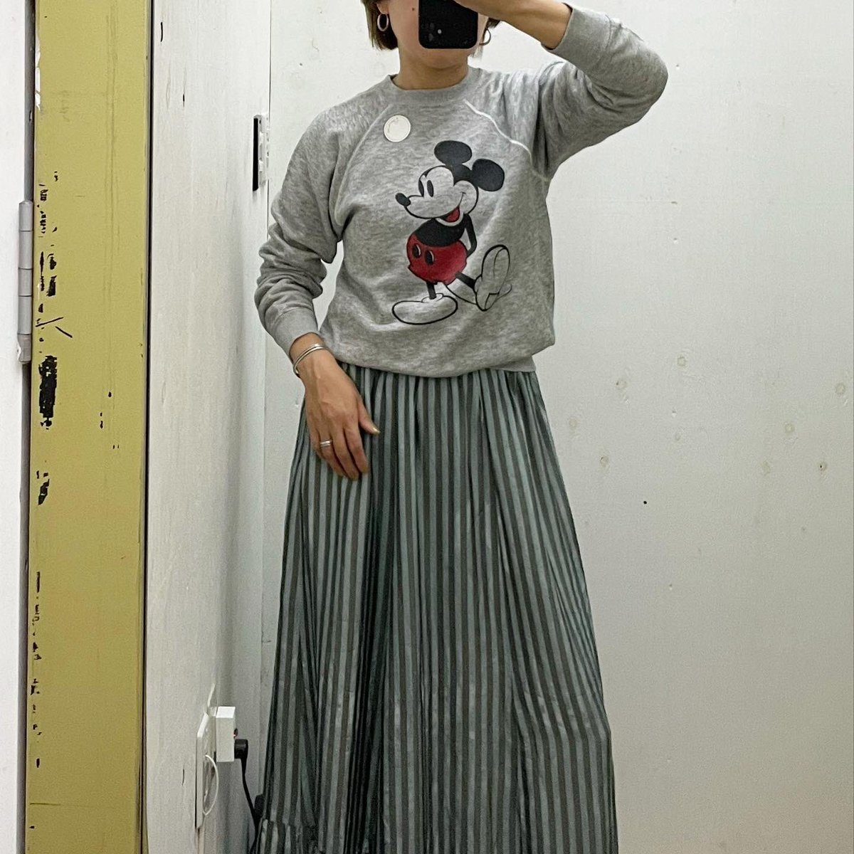 the_garnish's tweet photo. 懐かしいーー！
着てた〜！！
また着ちゃおうかなー！！！
って方、続出でしょう😉

#vintage #antique #vintagefashion
#古着屋 #レディース古着 #東京古着屋 #吉祥寺 #吉祥寺古着　#ヴィンテージ　#ヴィテージスカート https://t.co/Jb0kCv7Fcu