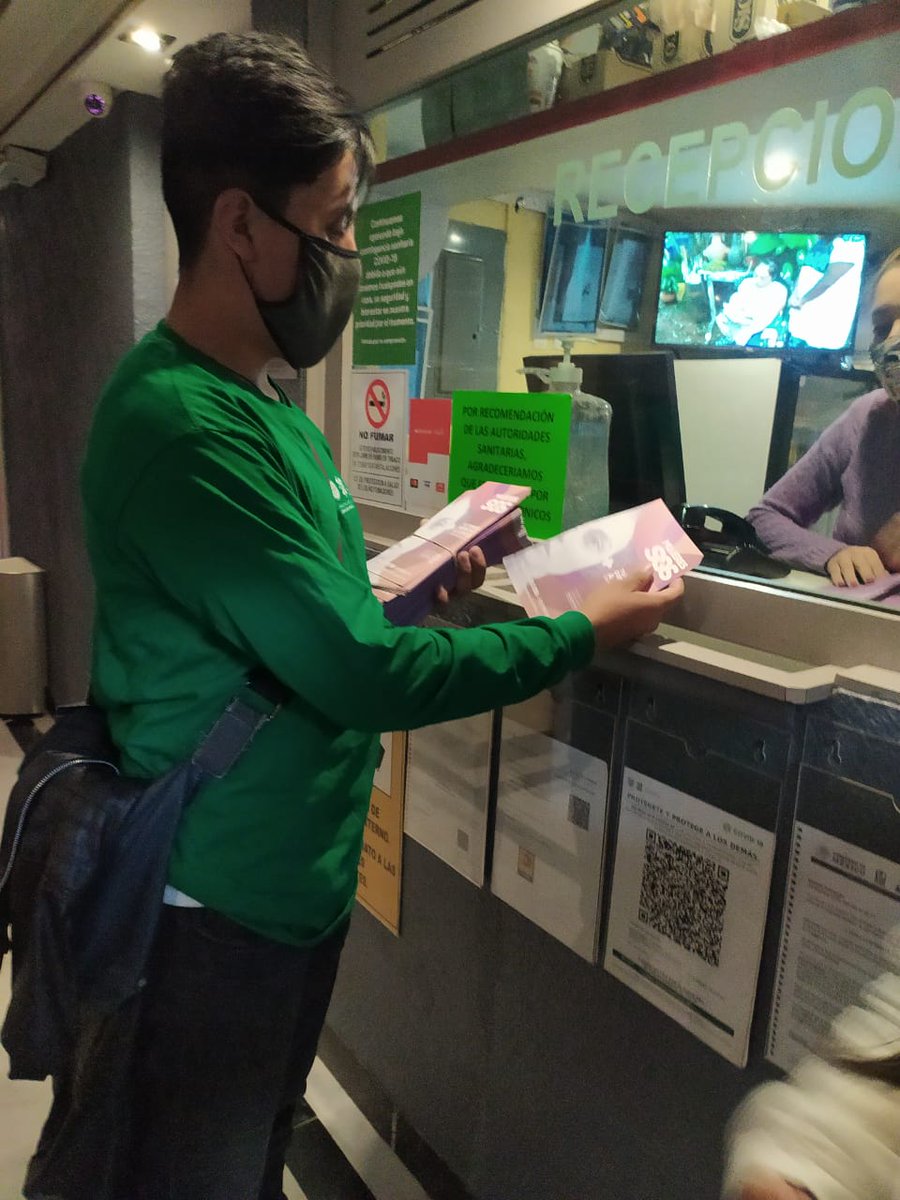 turismocdmx's tweet photo. Promovemos la creación de #EspaciosSeguros para mujeres♀, con visitas a 🏨 #Hoteles de la #CDMX en coordinación con #LosJóvenesUnenAlBarrio, dando a conocer la 📲App #MiPolicía y 👮Mi Policía en mi Negocio, así como la estrategia #MujeresSOS.
#CiudadDeDerechos 
#CiudadSegura https://t.co/mdXZWPCloA
